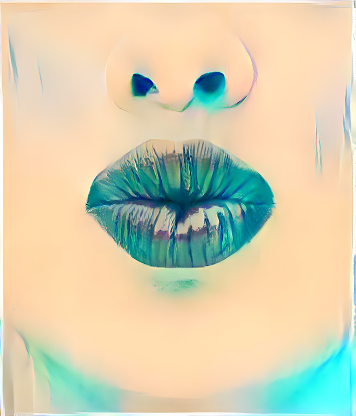 Alien lips