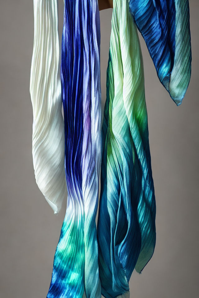 Elegant Ombre Scarves in White, Blue, and Green