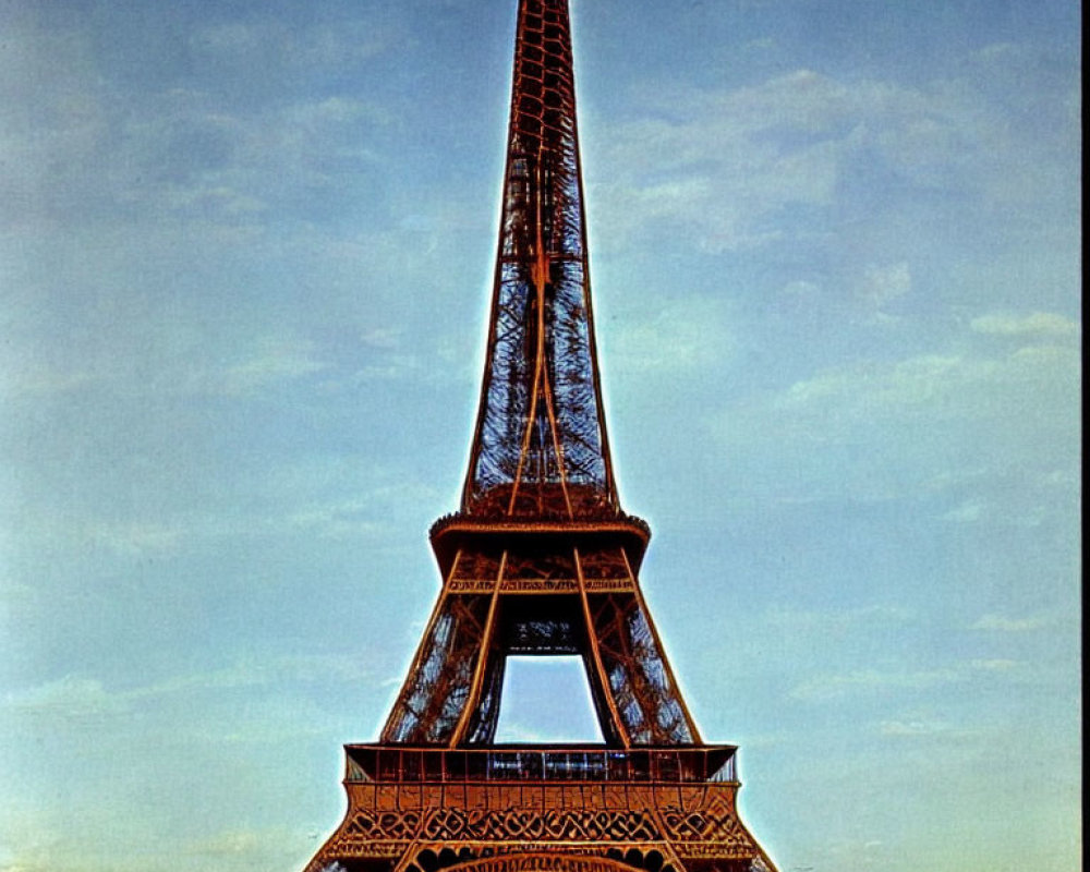 Iconic Eiffel Tower at Twilight with Clear Sky