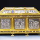 Rectangular Gold and Mother-of-Pearl Casket with Engravings and Translucent Panels