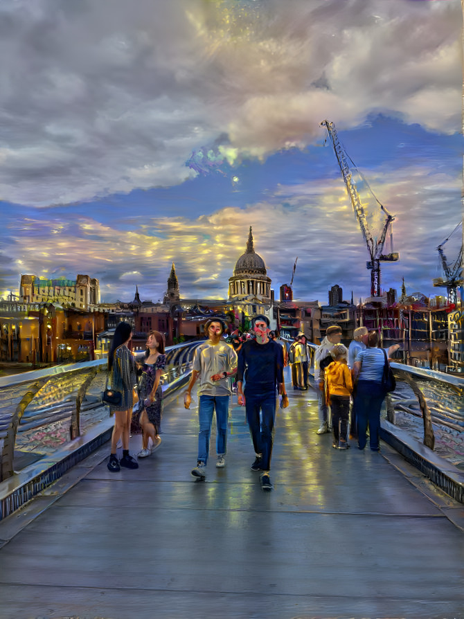 Crossing the river Thames to St Paul’s 